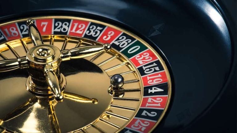 innlay7777 Live Casino Account ဝင်ပြီး Baccarat စားပွဲတွင် ကစားနေသည့် Myanmar ကစားသမား မြင်ကွင်း